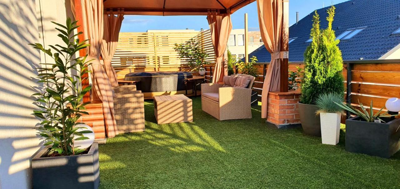 Hoobee Home & Rooftop Terrace Târgu-Mureş Exterior foto